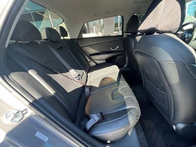 2023 Hyundai ELANTRA Limited IVT
