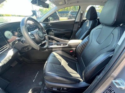 2023 Hyundai ELANTRA Limited IVT