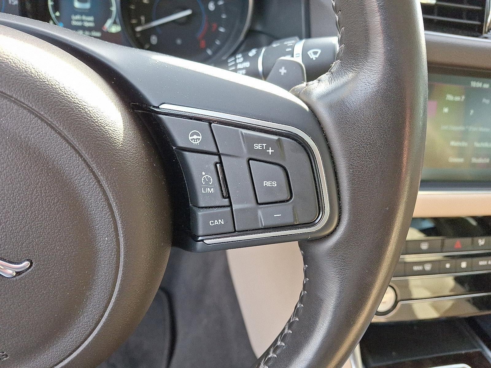 2016 Jaguar XF 4dr Sdn 35t Prestige AWD