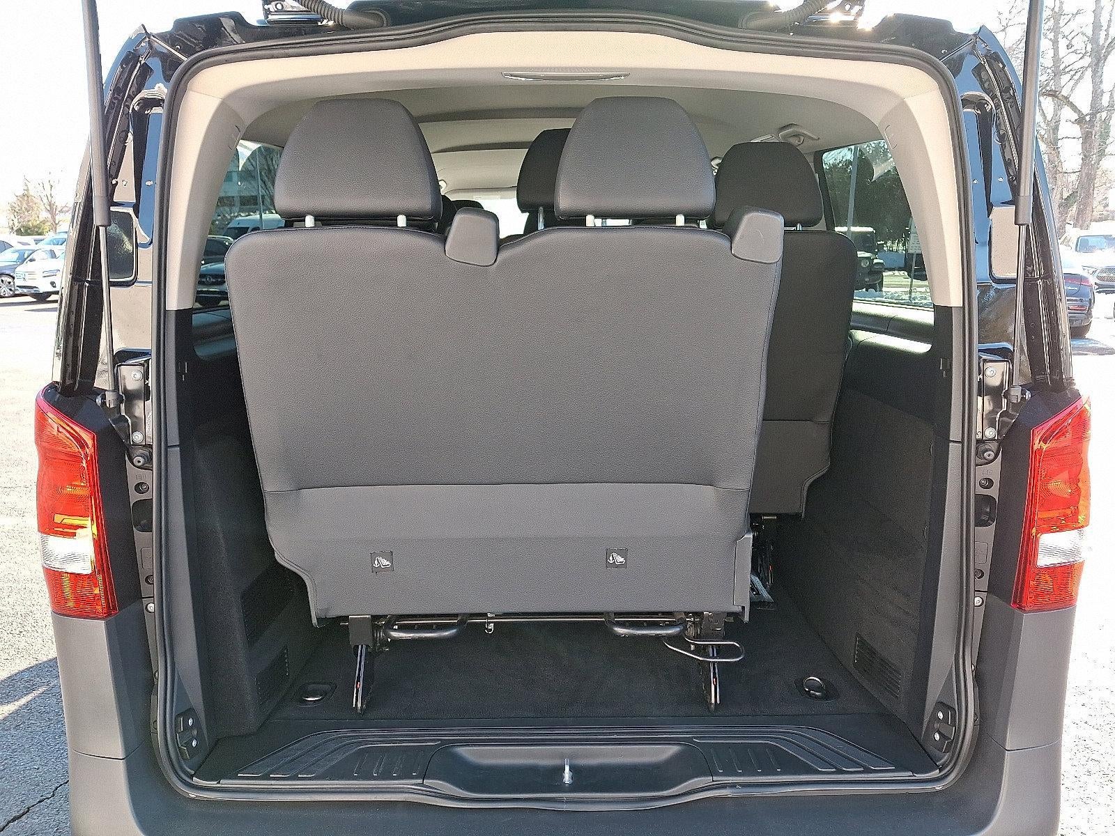 2021 Mercedes-Benz Metris Passenger Van Standard Roof 126" Wheelbase