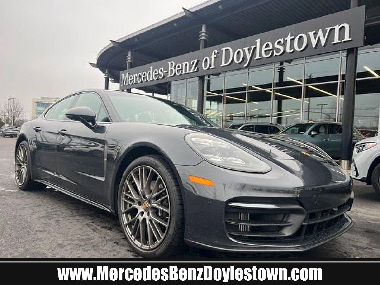 2022 Porsche Panamera RWD