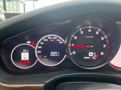 2022 Porsche Panamera RWD