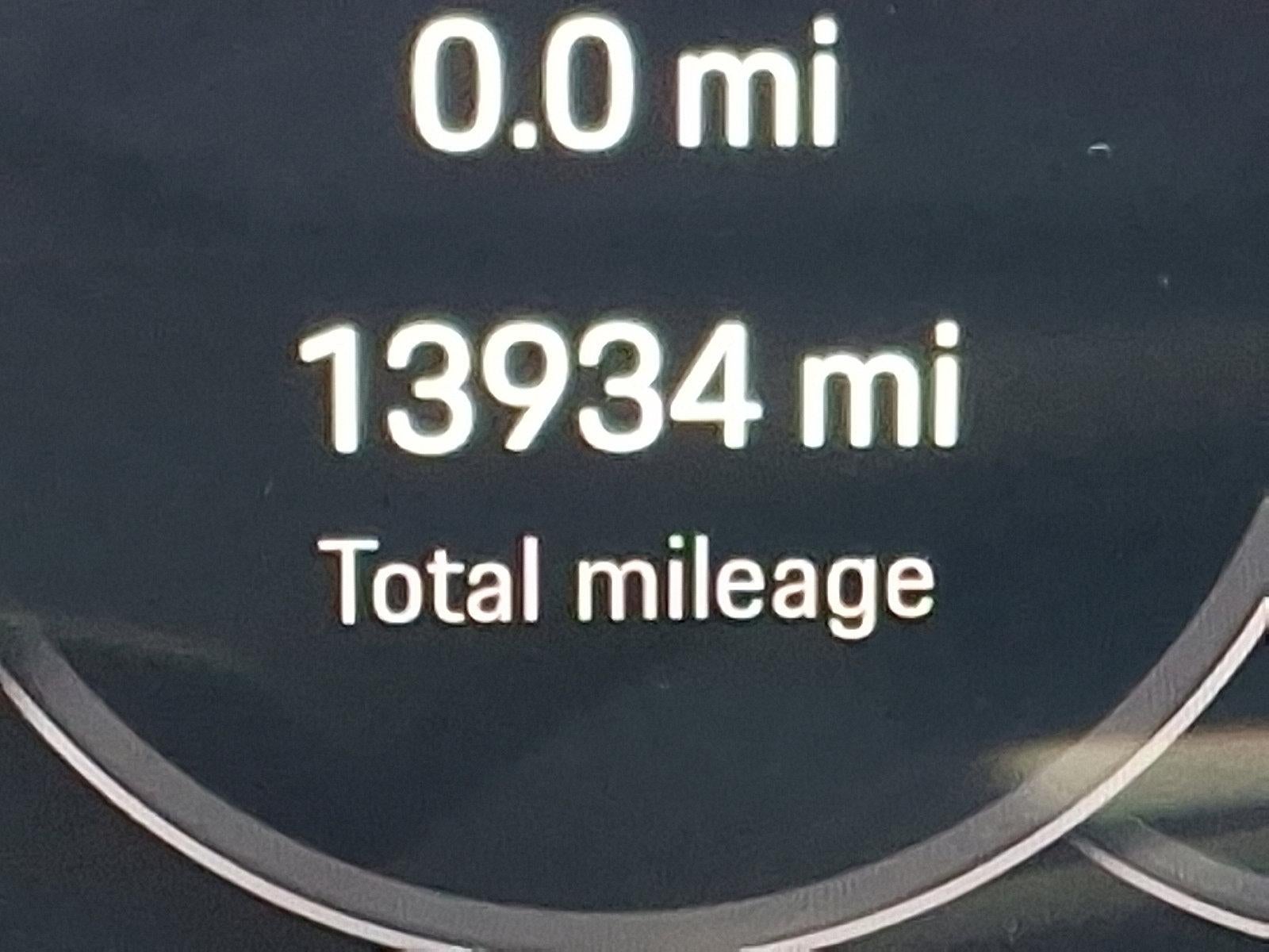 2024 Porsche Cayenne S AWD