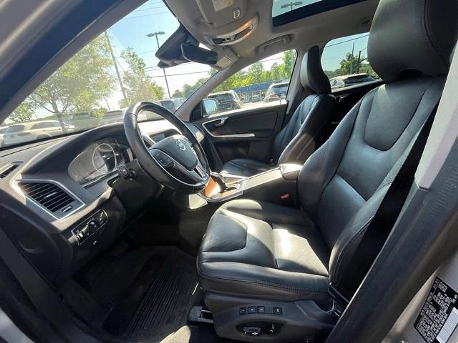2017 Volvo XC60 T5 AWD Inscription
