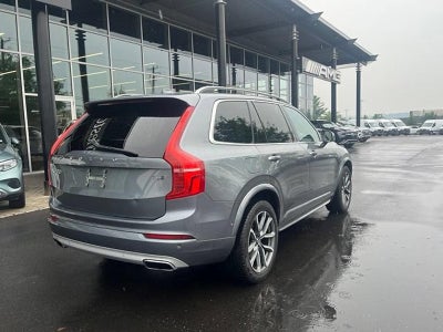 2019 Volvo XC90 T6 AWD Momentum
