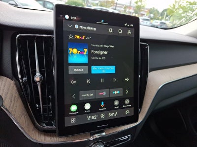 2026 Volvo XC60 B5 AWD Plus