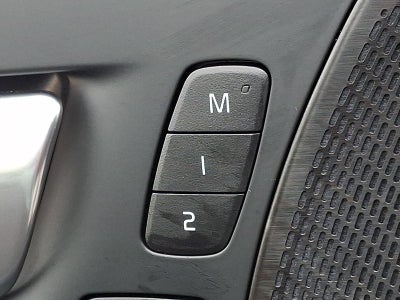 2026 Volvo XC60 B5 AWD Plus