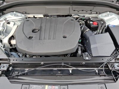 2026 Volvo XC60 B5 AWD Plus