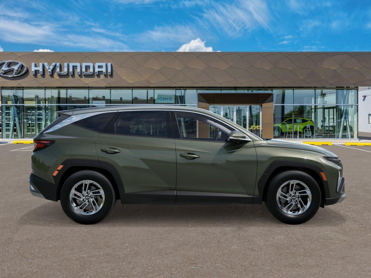 2026 Hyundai TUCSON SE