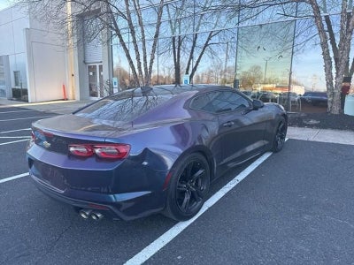 2021 Chevrolet Camaro 2dr Coupe 2LT