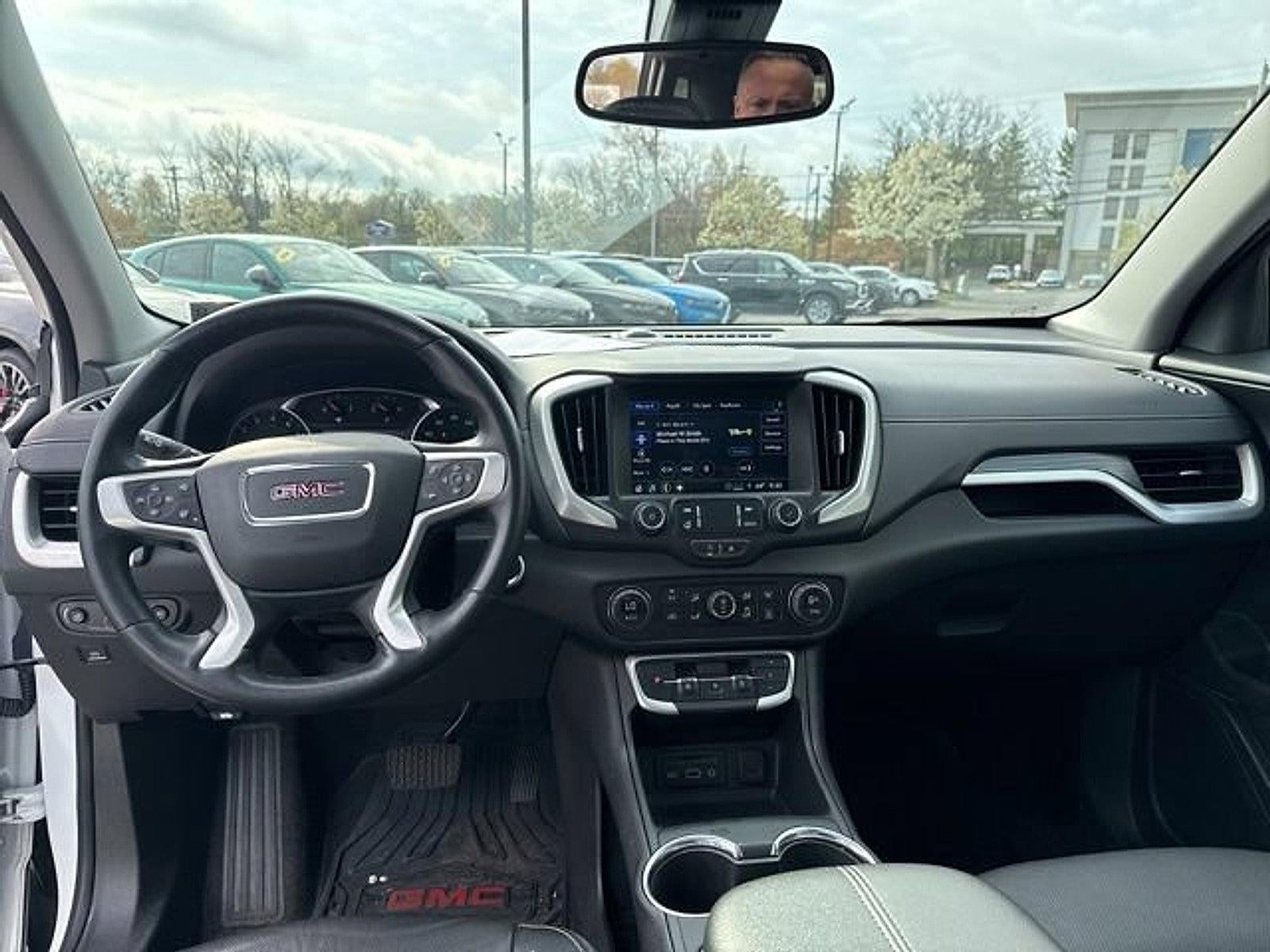 2023 GMC Terrain FWD 4dr SLT