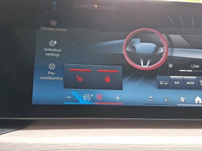 2025 BMW 330i xDrive Sedan