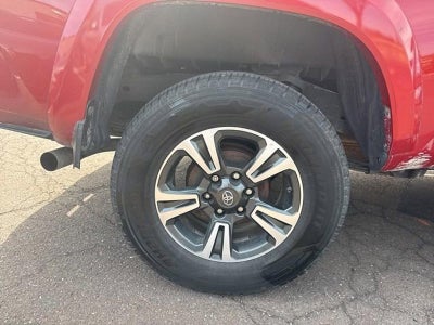 2017 Toyota Tacoma TRD Sport Double Cab 6' Bed V6 4x4 AT (Natl)