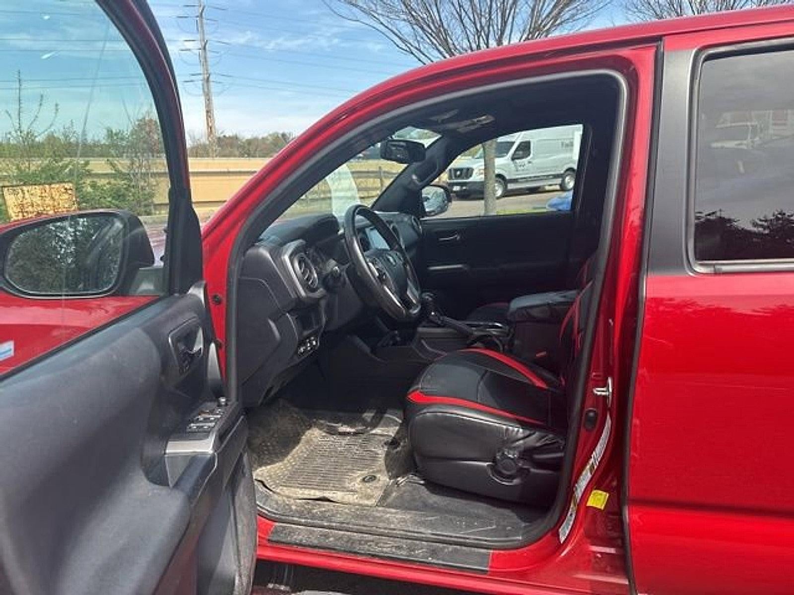 2017 Toyota Tacoma TRD Sport Double Cab 6' Bed V6 4x4 AT (Natl)