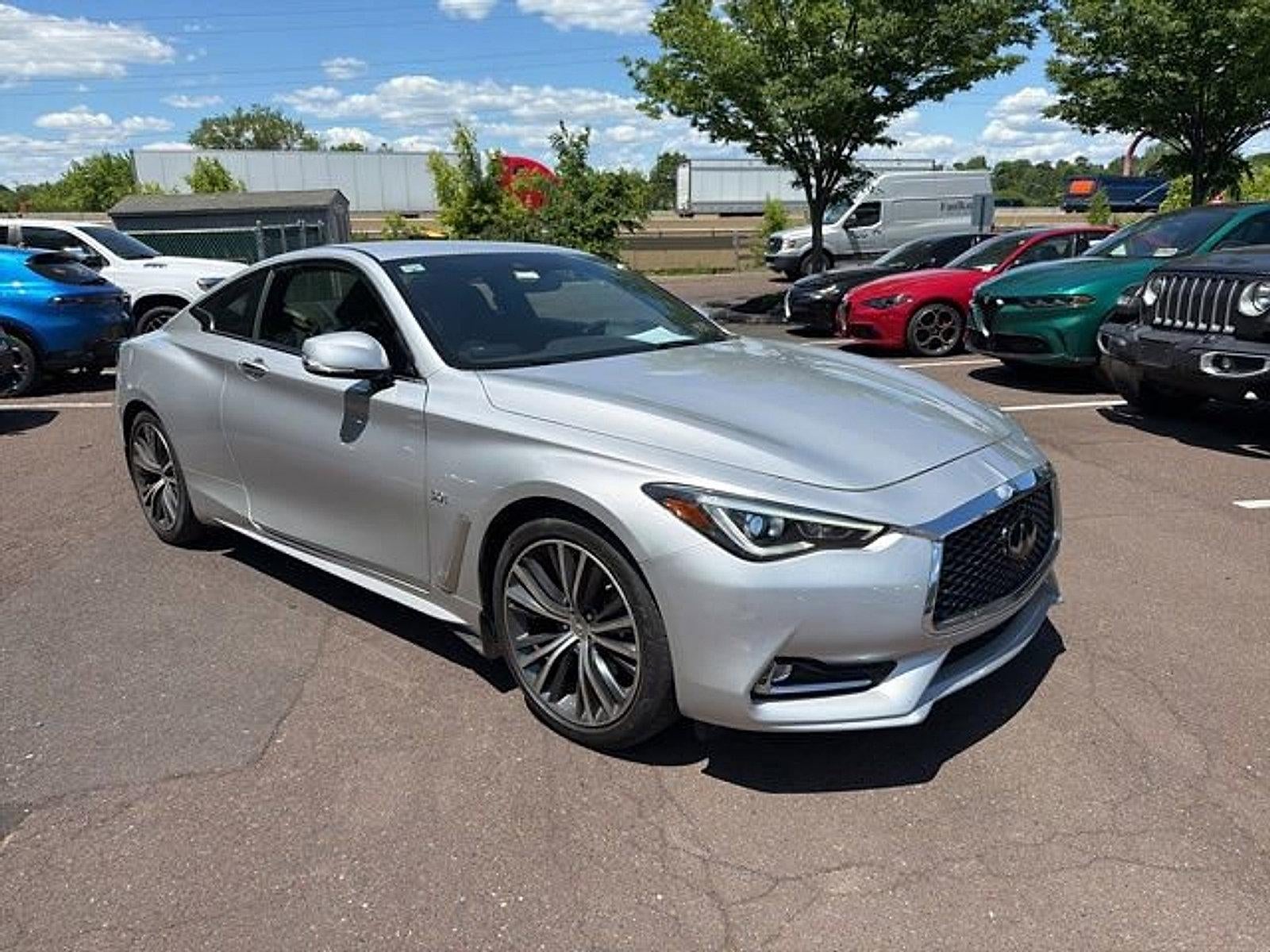 2019 INFINITI Q60 3.0t LUXE AWD