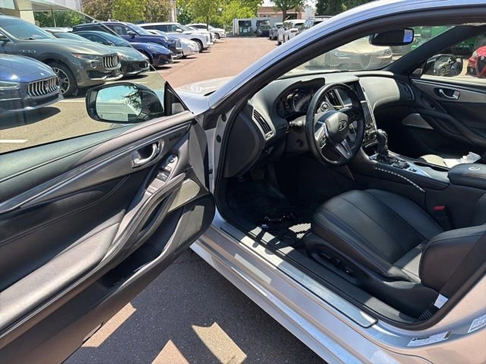2019 INFINITI Q60 3.0t LUXE AWD