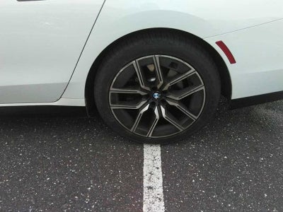 2025 BMW 740i xDrive Sedan