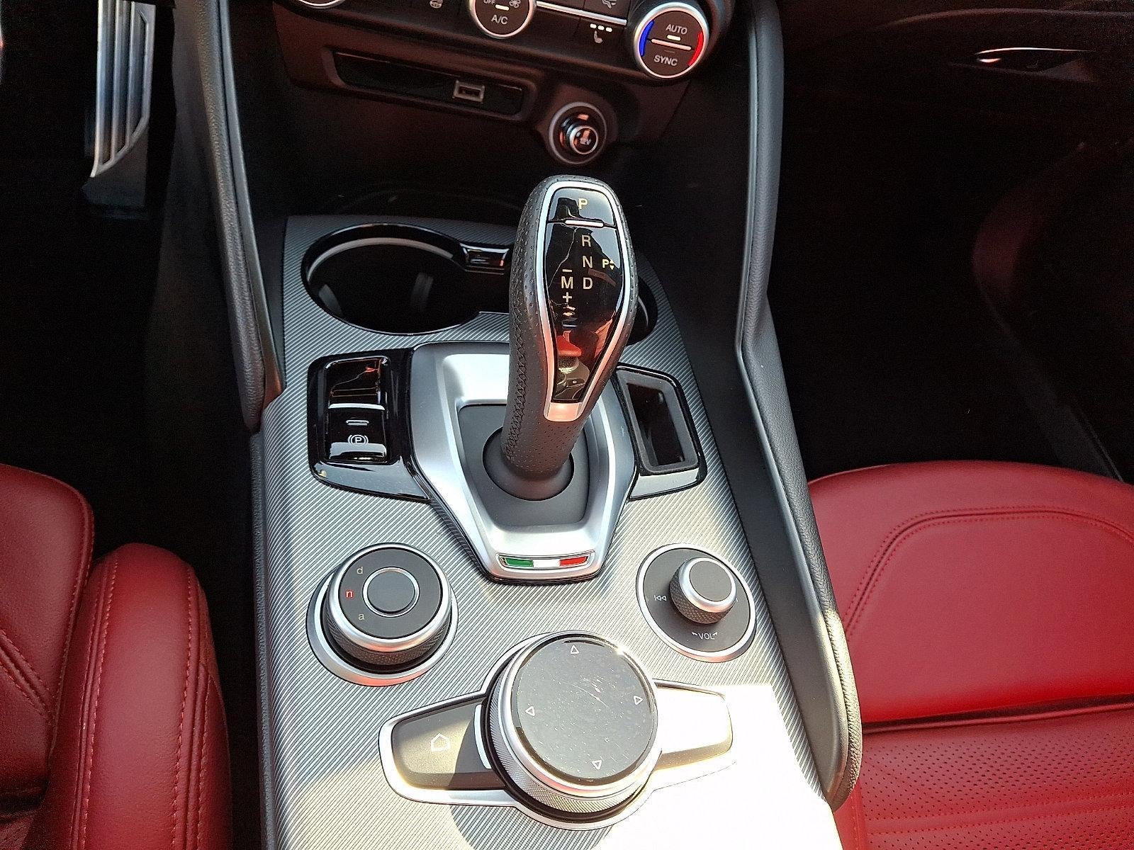 2022 Alfa Romeo Giulia Veloce AWD