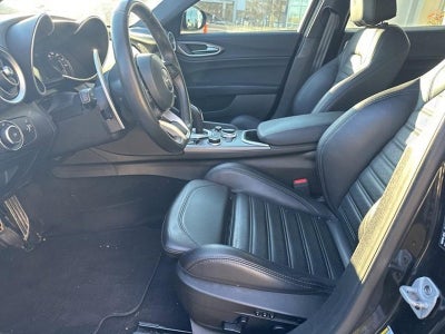 2022 Alfa Romeo Giulia Veloce AWD