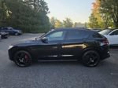 2023 Alfa Romeo Stelvio Veloce AWD