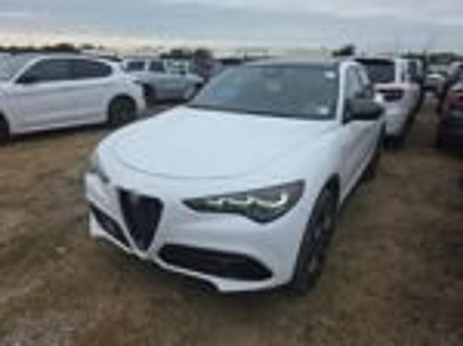 2024 Alfa Romeo Stelvio Veloce AWD