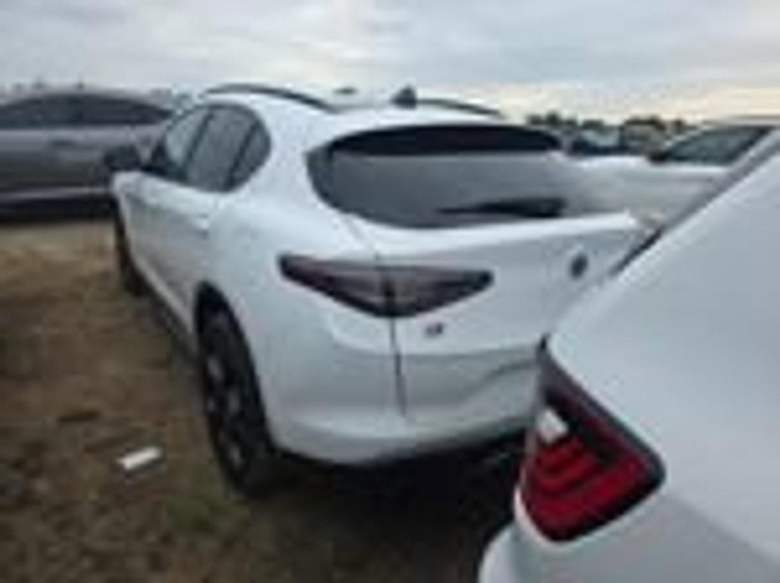 2024 Alfa Romeo Stelvio Veloce AWD