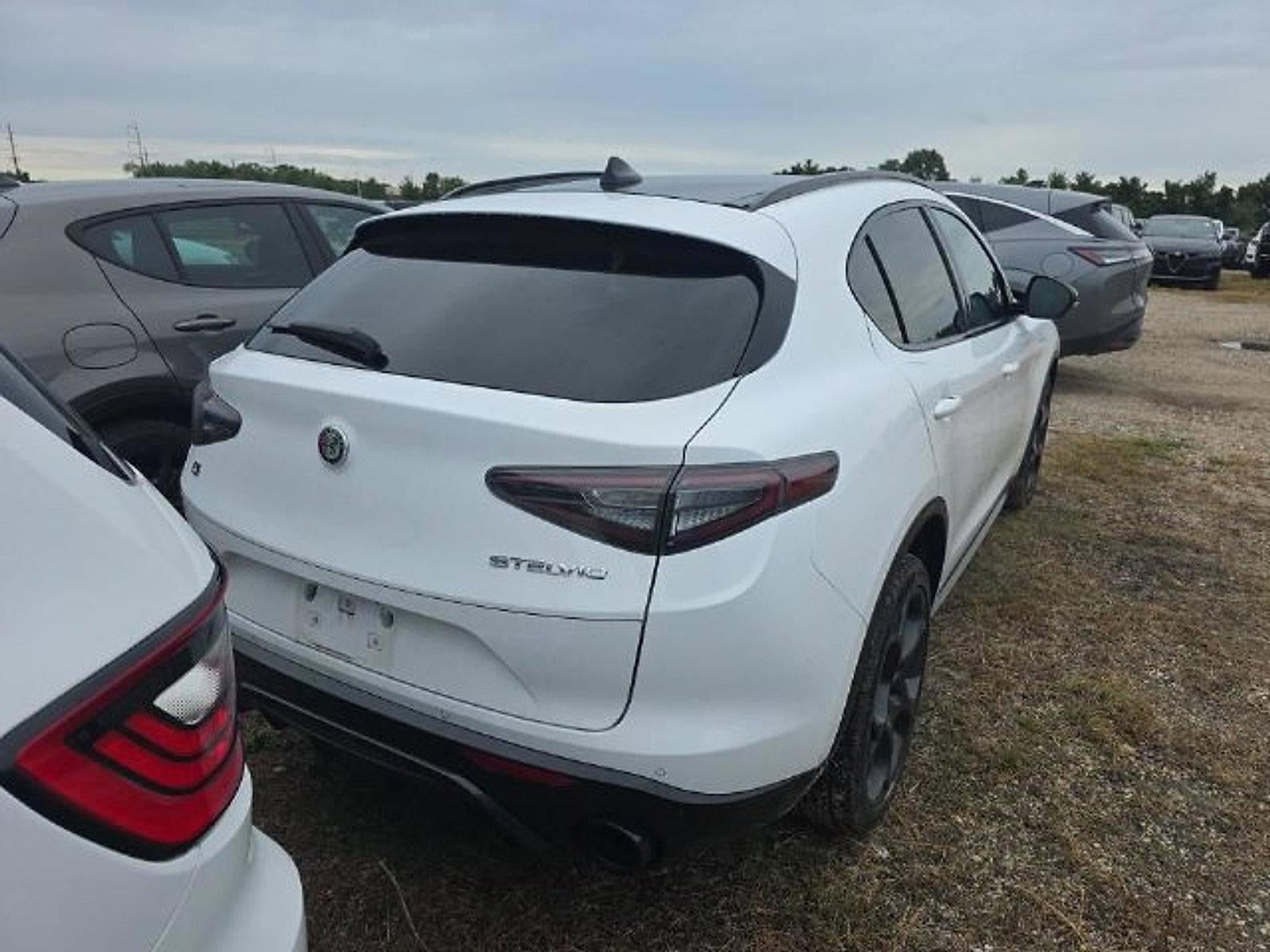 2024 Alfa Romeo Stelvio Veloce AWD