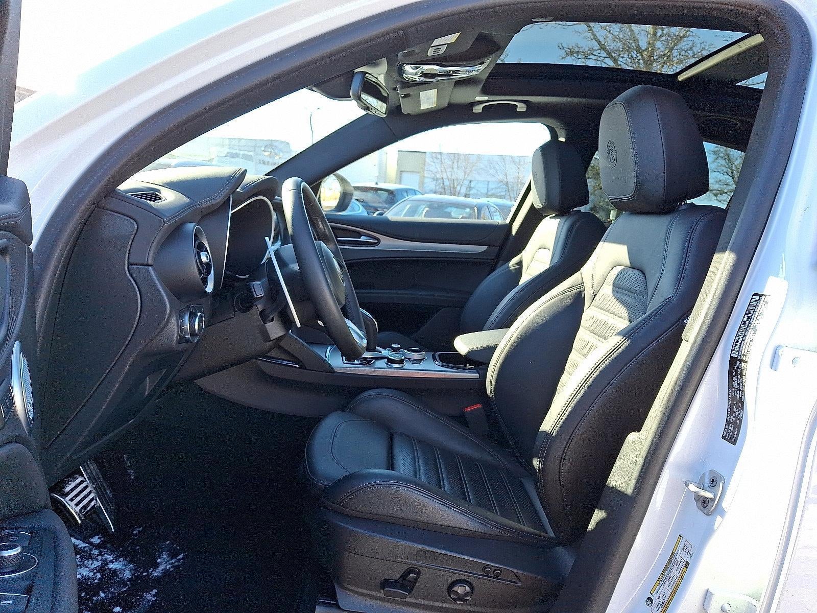 2024 Alfa Romeo Stelvio Veloce AWD