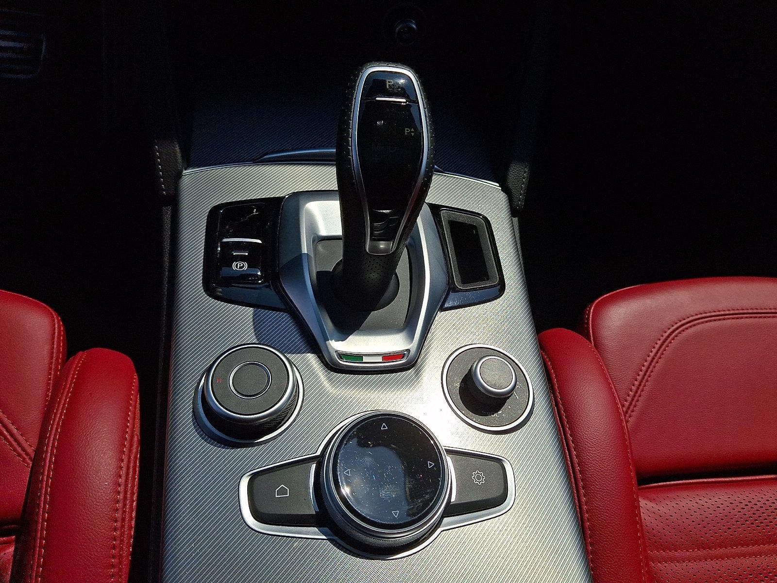 2023 Alfa Romeo Stelvio Veloce AWD