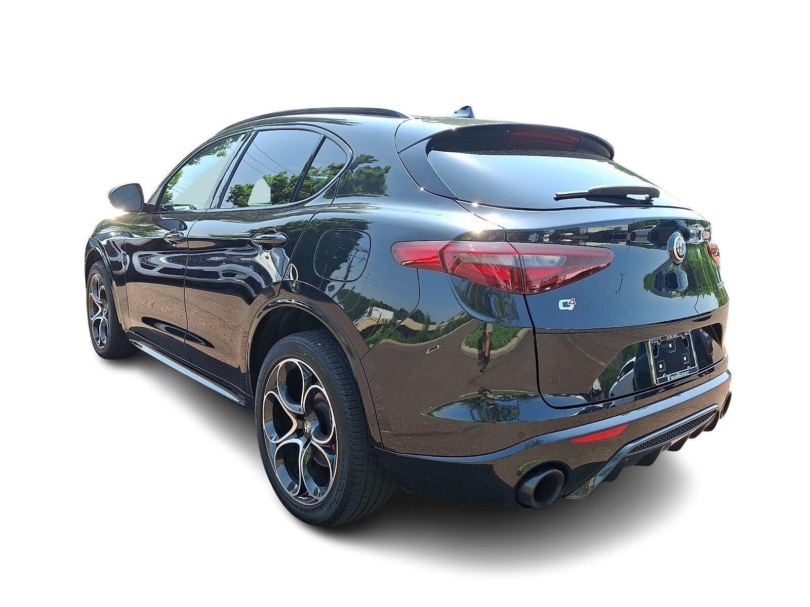 2023 Alfa Romeo Stelvio Veloce AWD