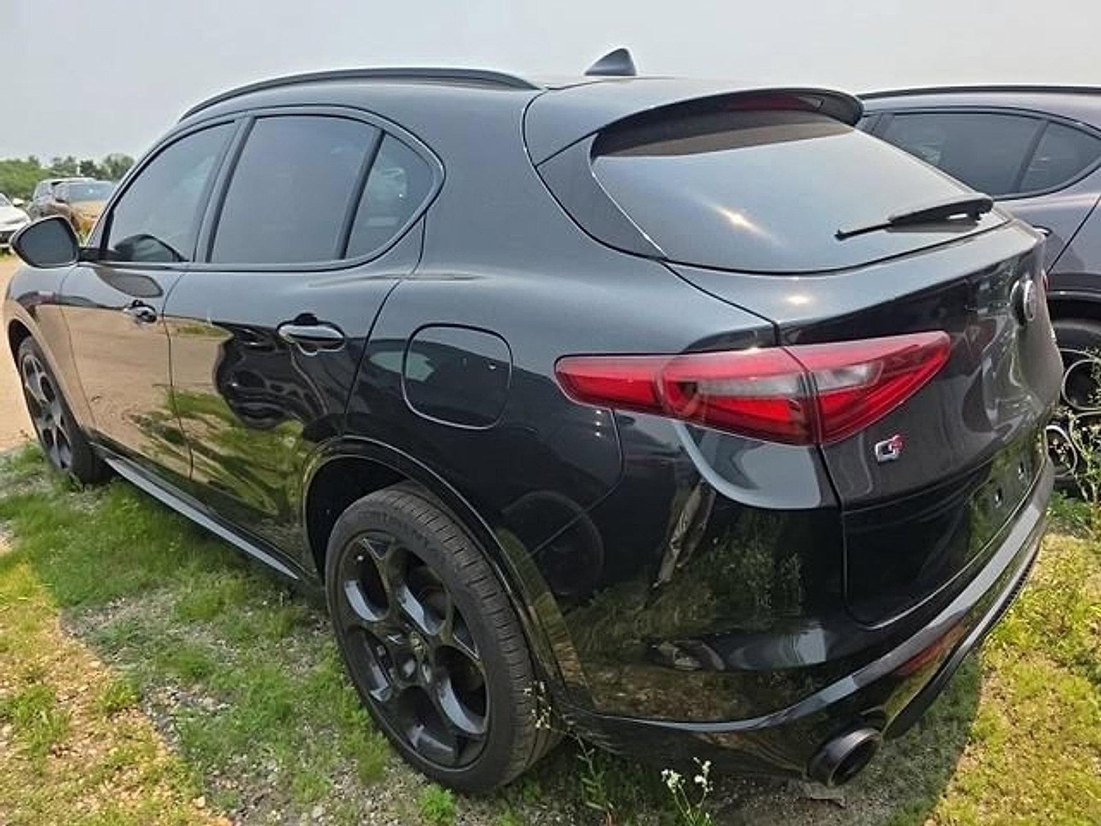 2023 Alfa Romeo Stelvio Veloce AWD