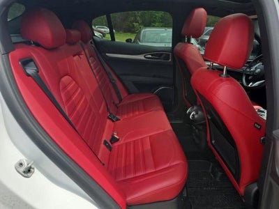 2023 Alfa Romeo Stelvio Veloce AWD