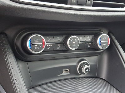 2023 Alfa Romeo Stelvio Veloce AWD