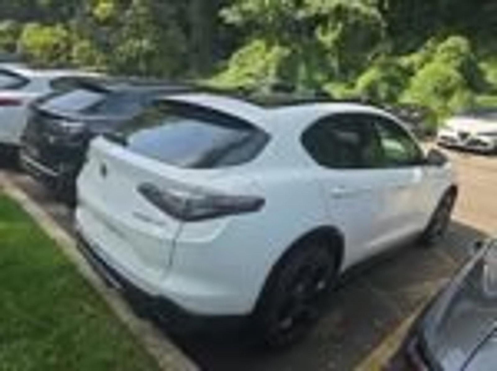 2024 Alfa Romeo Stelvio Veloce AWD