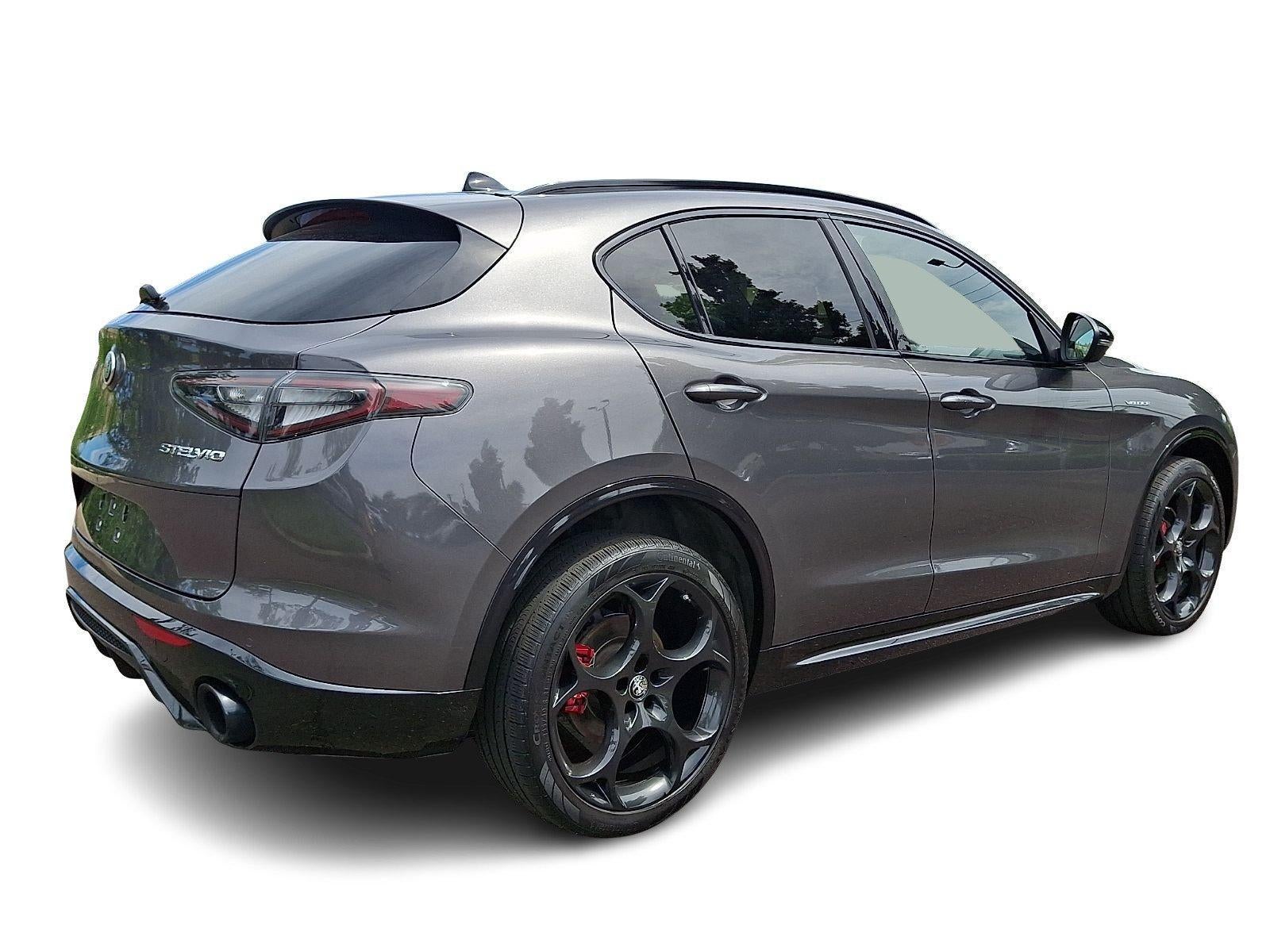 2024 Alfa Romeo Stelvio Veloce AWD