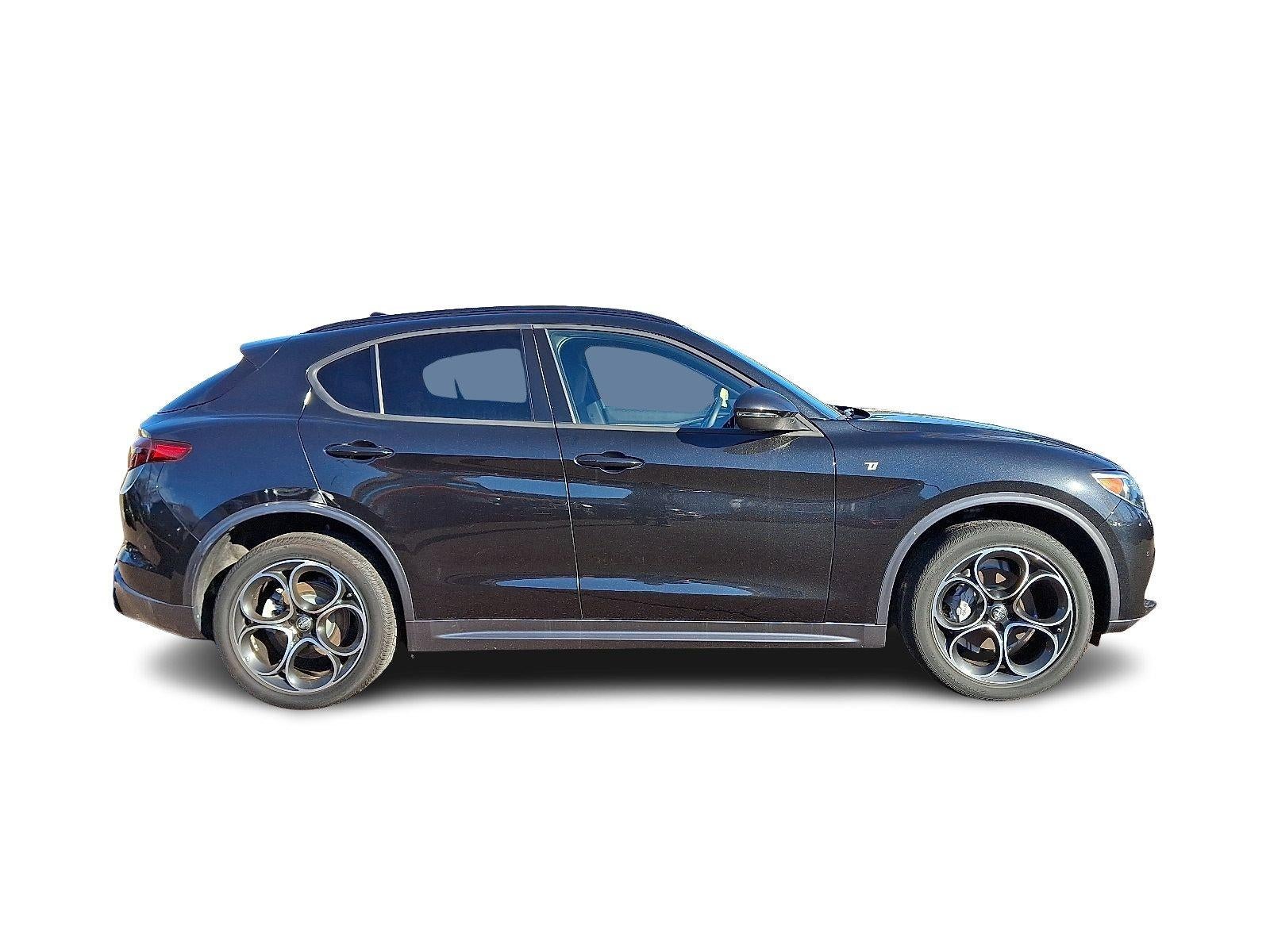 2022 Alfa Romeo Stelvio Ti AWD