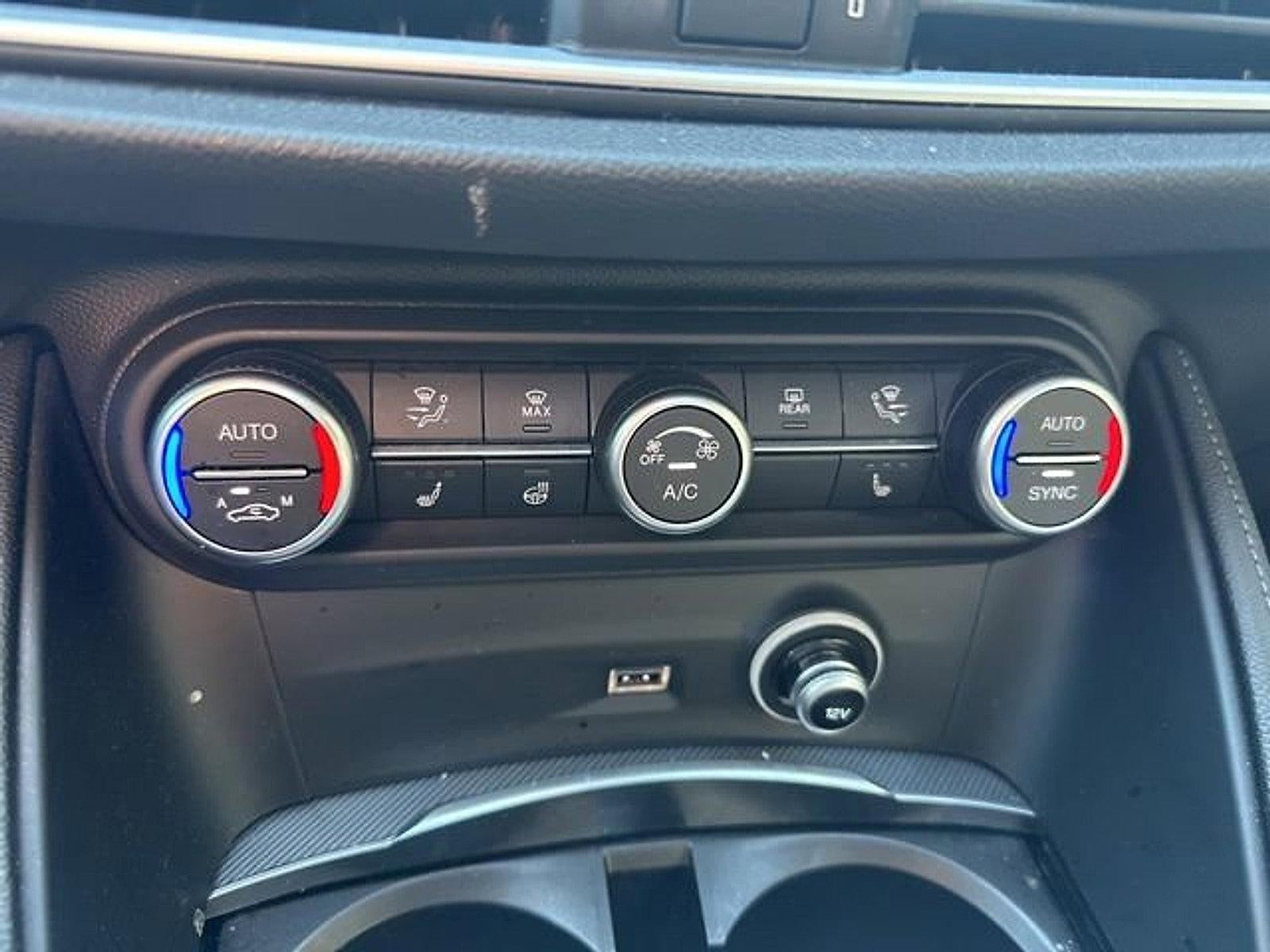 2023 Alfa Romeo Stelvio Veloce AWD