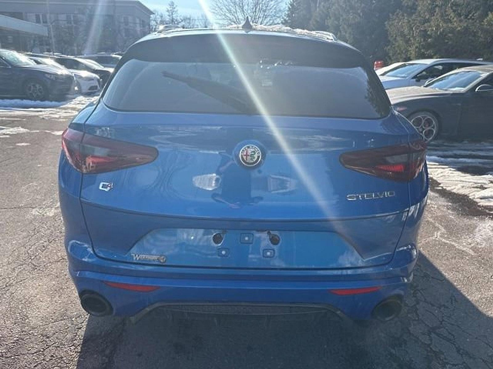 2023 Alfa Romeo Stelvio Veloce AWD