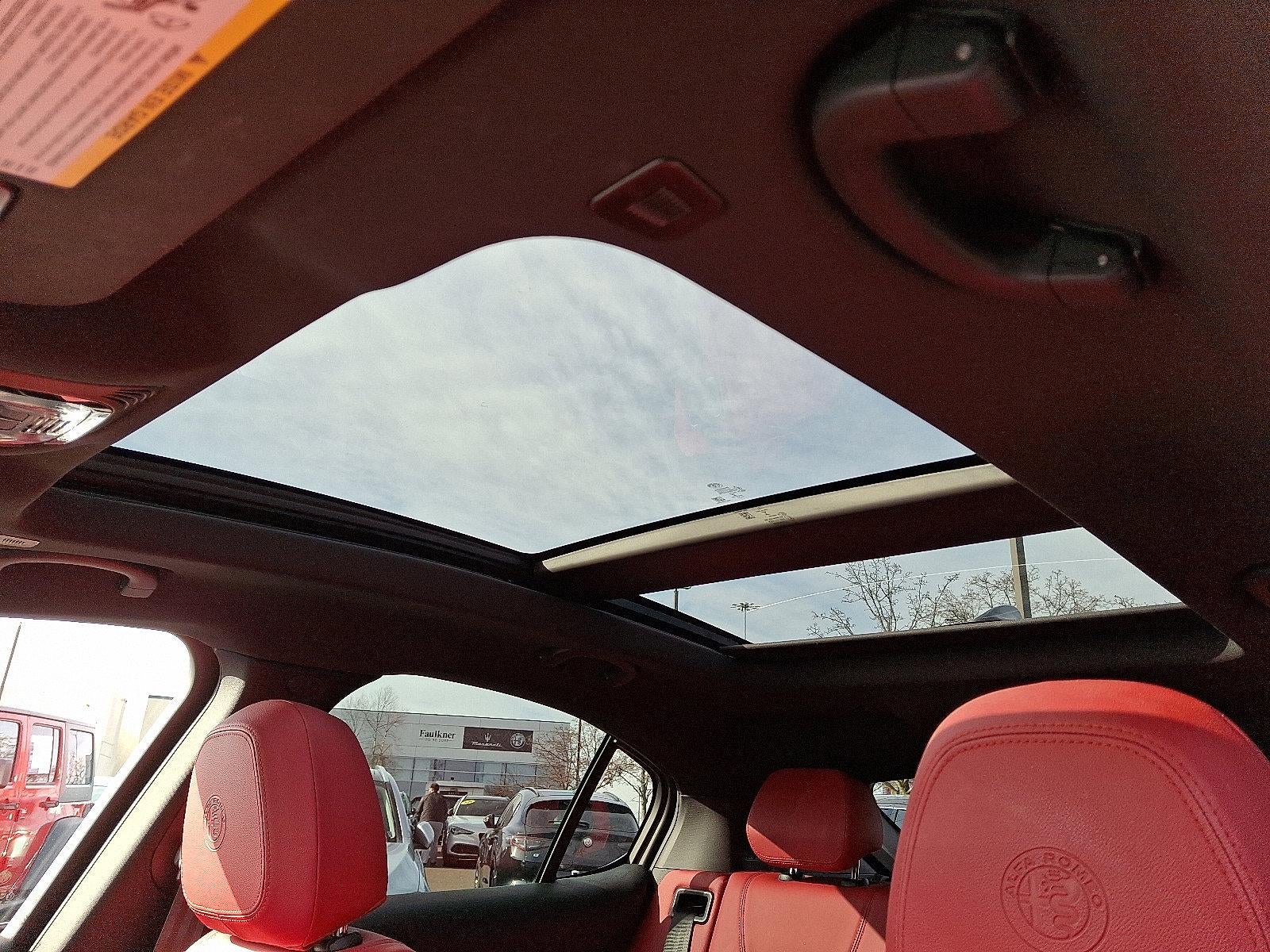 2023 Alfa Romeo Stelvio Veloce AWD