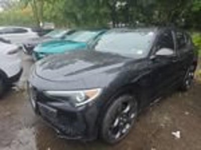 2023 Alfa Romeo Stelvio Estrema AWD