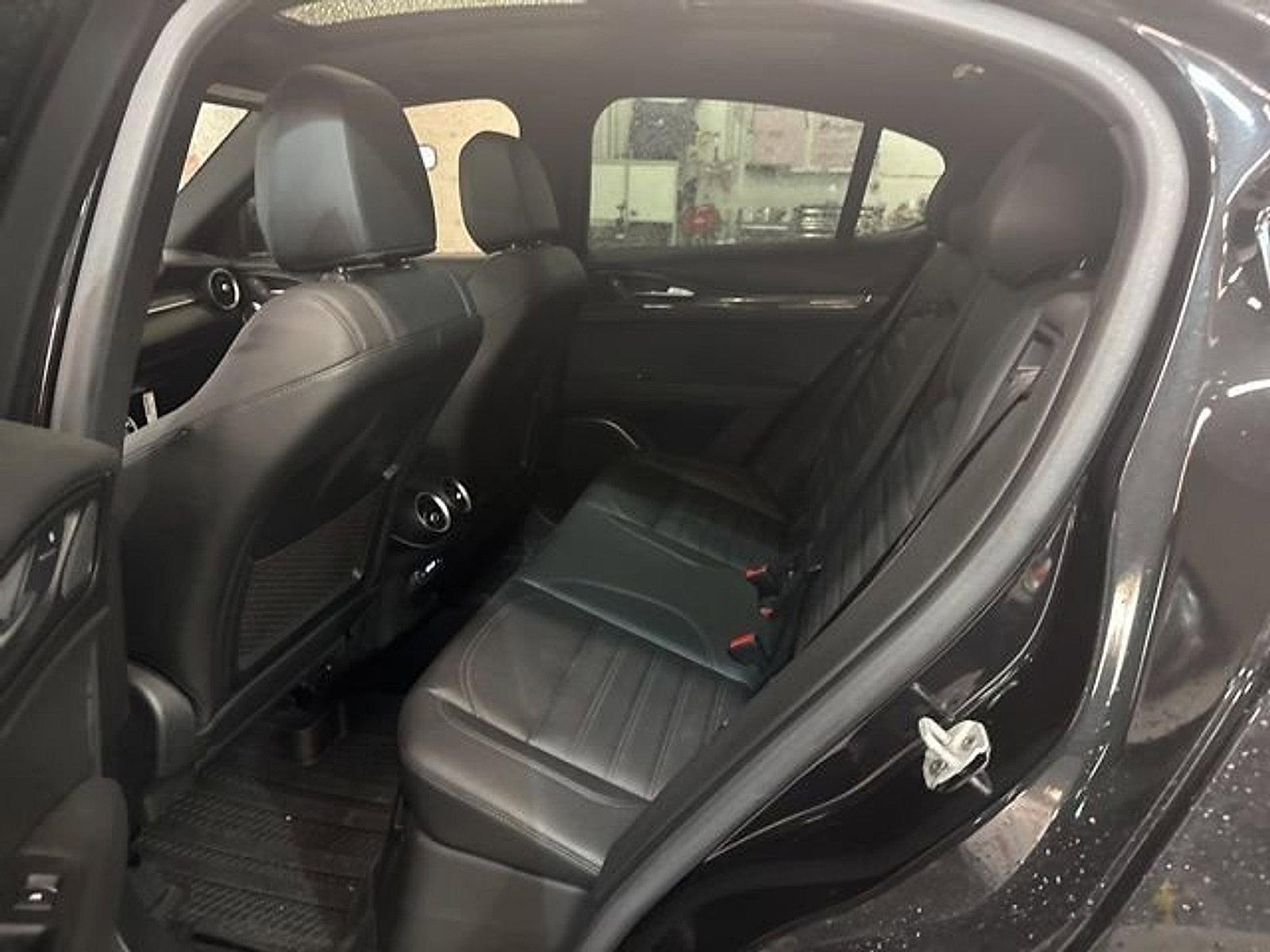 2023 Alfa Romeo Stelvio Quadrifoglio AWD