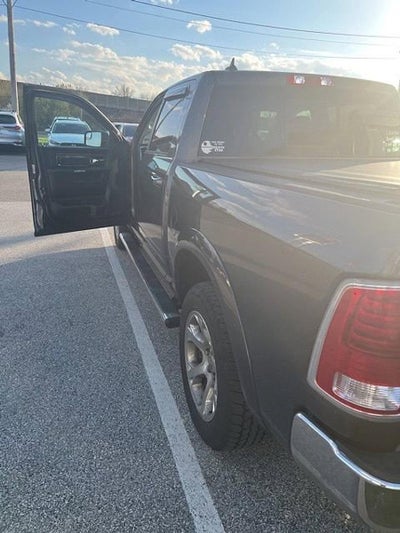 2016 RAM 1500 4WD Crew Cab 5.7 Ft Box Laramie