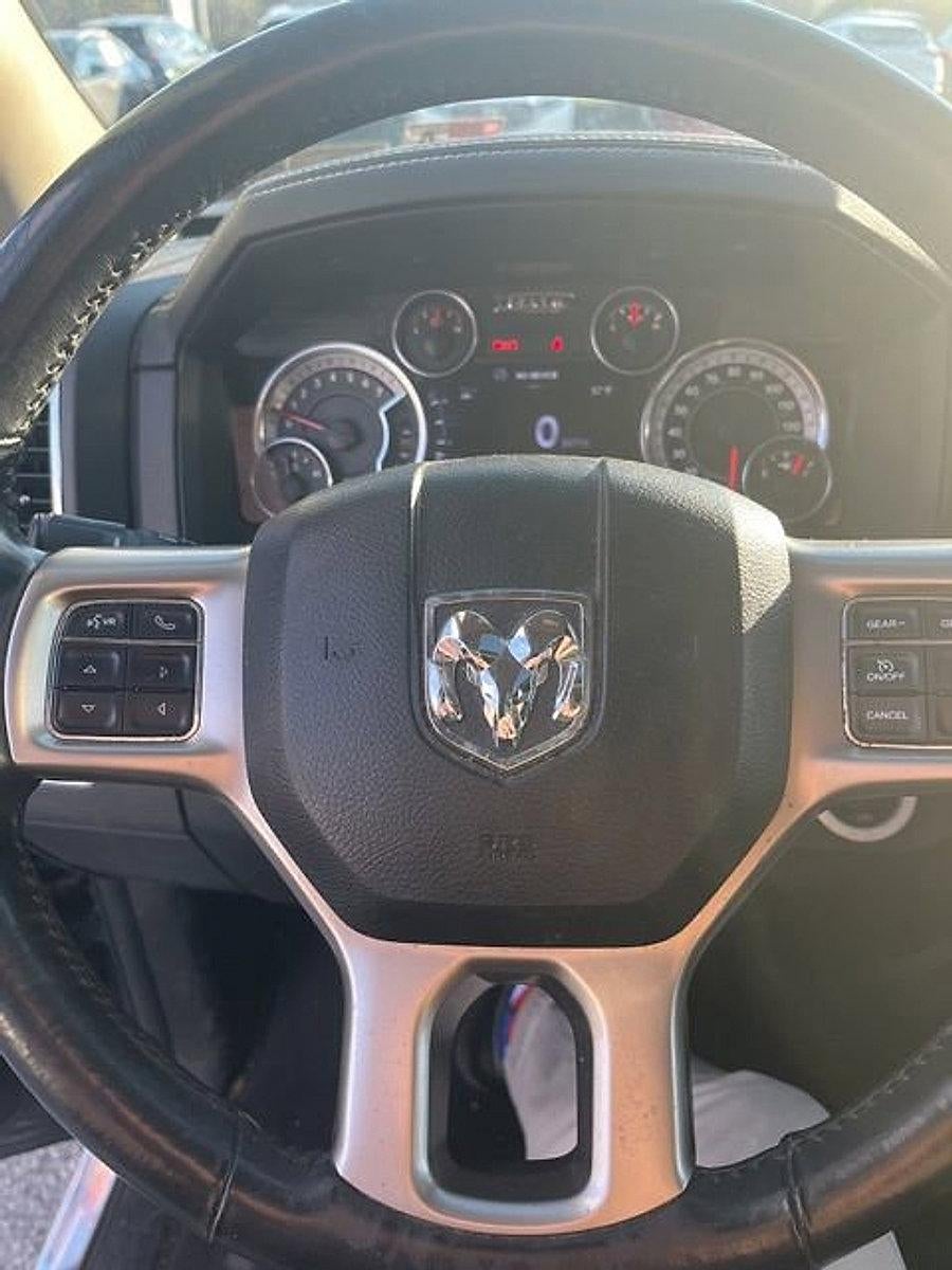 2016 RAM 1500 4WD Crew Cab 5.7 Ft Box Laramie