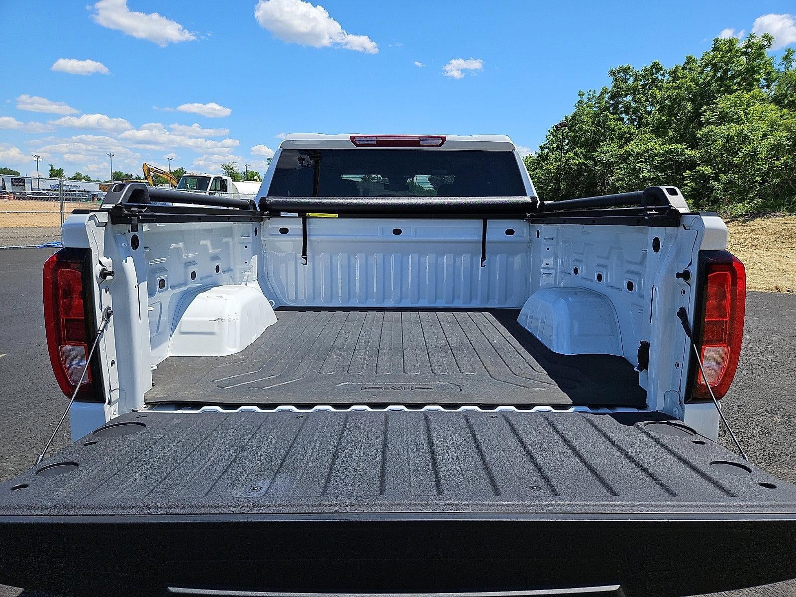 2025 GMC Sierra 1500 Crew Cab Short Box 4-Wheel Drive Elevation 3VL