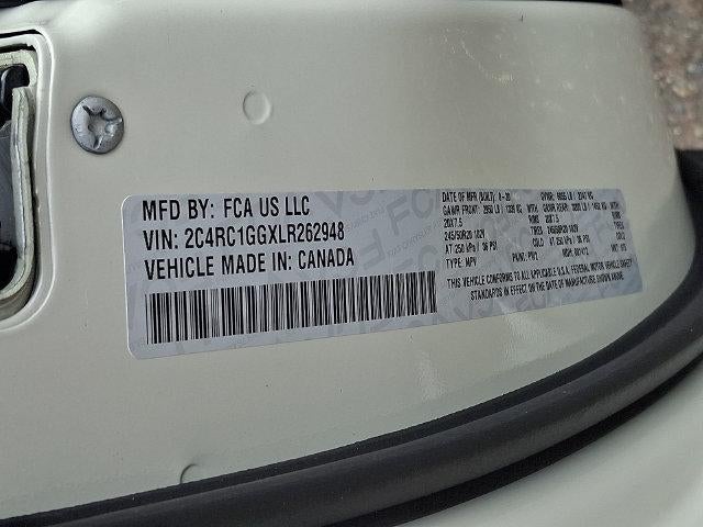 2020 Chrysler Pacifica Limited FWD