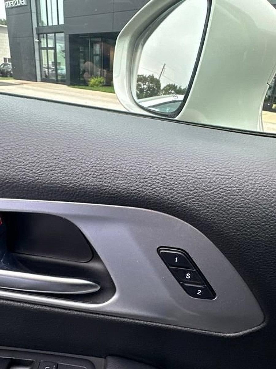 2020 Chrysler Pacifica Limited FWD