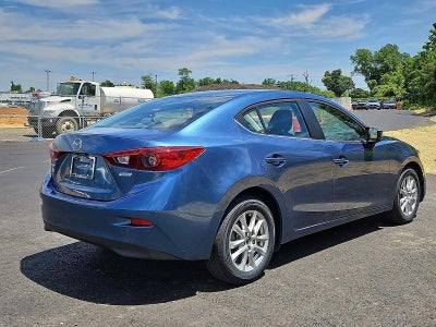 2017 Mazda Mazda3 4-Door Sport Auto