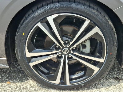 2023 Nissan Sentra SR CVT