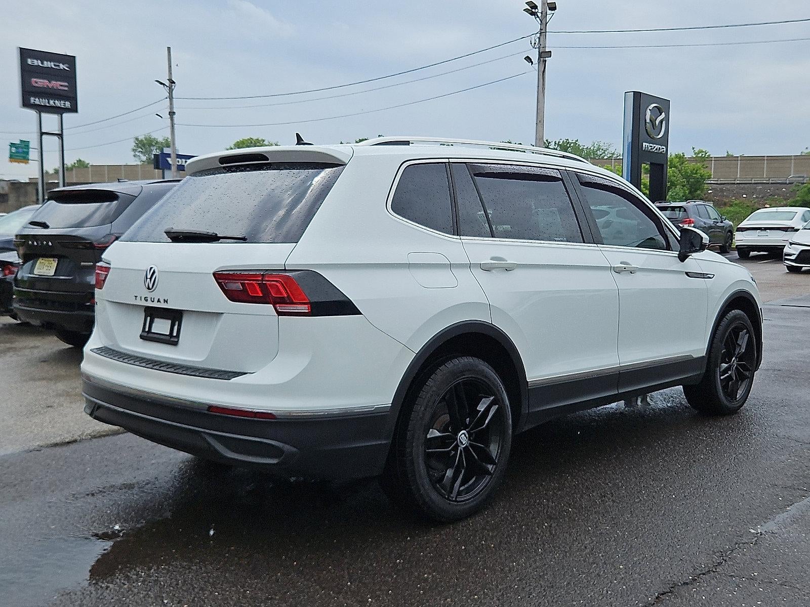 2022 Volkswagen Tiguan 2.0T SE FWD