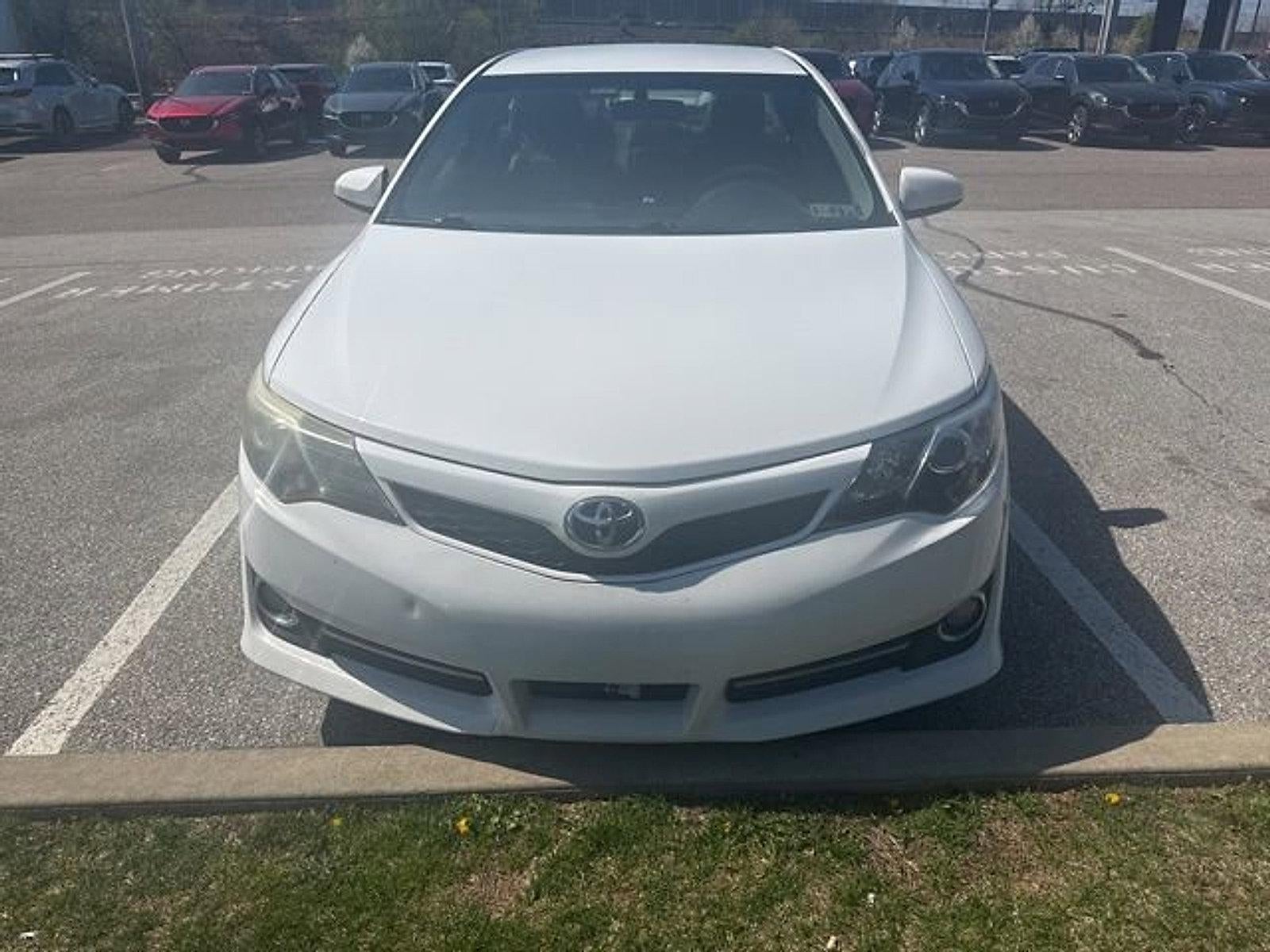 2014 Toyota Camry 4dr Sdn I4 Auto L (Natl) *Ltd Avail*